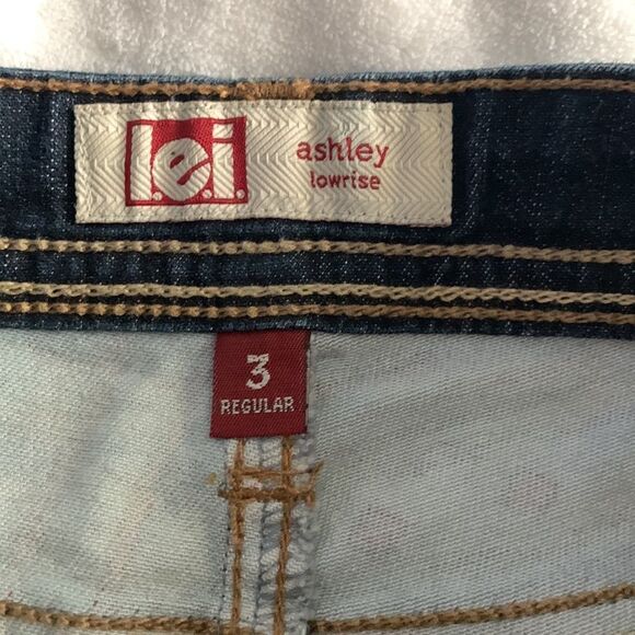 L.E.I. Ashley Lowrise shorts - Picture 3 of 3